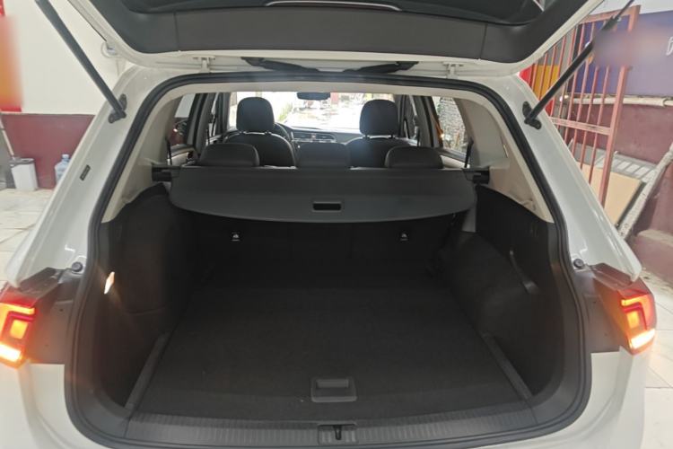 Used Volkswagen Tiguan L New Energy 2020 430 PHEV Plug-in Hybrid Prestige Edition Trunk