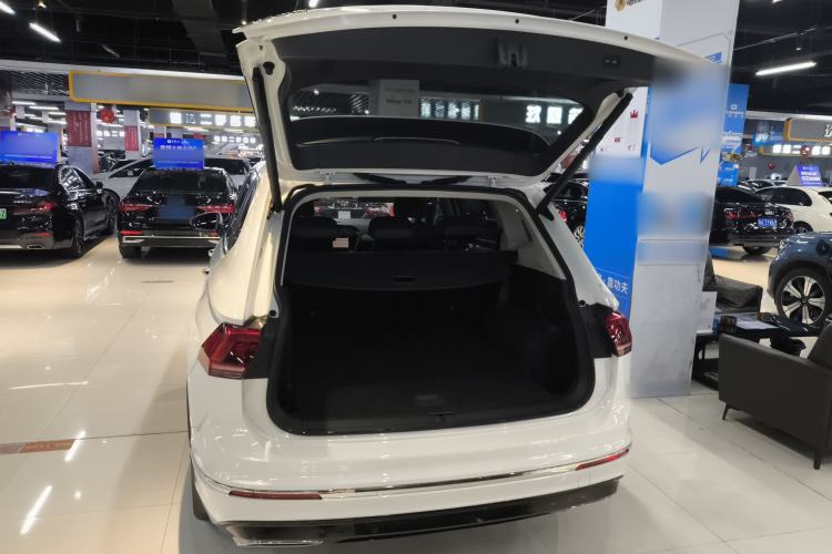 Used Volkswagen Tiguan L New Energy 2020 430 PHEV Plug-in Hybrid Flagship Edition Trunk
