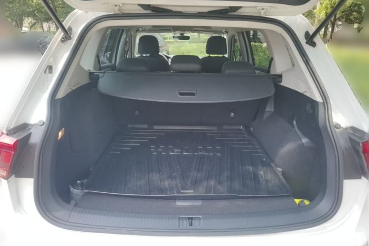 Used Volkswagen Tiguan L New Energy 2020 430 PHEV Plug-in Hybrid Prestige Edition Trunk