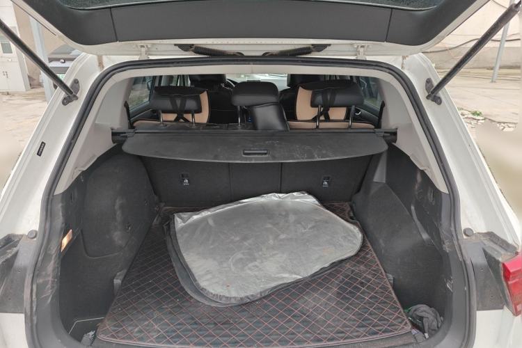 Used Volkswagen Tiguan L New Energy 2020 430 PHEV Plug-in Hybrid Prestige Edition Trunk