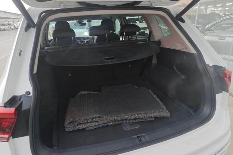 Used Volkswagen Tiguan L New Energy 2020 430 PHEV Plug-in Hybrid Flagship Edition Trunk