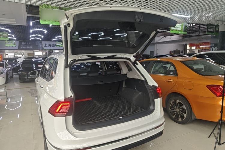 Used Volkswagen Tiguan L New Energy 2020 430 PHEV Plug-in Hybrid Flagship Edition Trunk