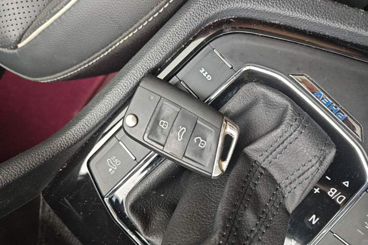 Used Volkswagen Tiguan L New Energy 2020 430 PHEV Plug-in Hybrid Flagship Edition Vehicle Key