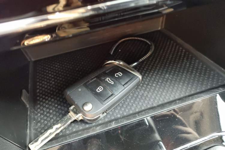 Used Volkswagen Tiguan L New Energy 2020 430 PHEV Plug-in Hybrid Flagship Edition Vehicle Key