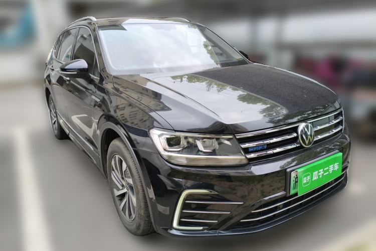 Used Volkswagen Tiguan L New Energy 2021 430 PHEV Plug-in Hybrid Prestige Edition Front Right 45 Deg
