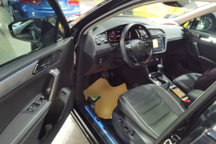 Used Volkswagen Tiguan L New Energy 2021 430 PHEV Plug-in Hybrid Flagship Edition Interior 3