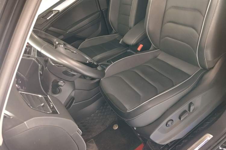 Used Volkswagen Tiguan L New Energy 2021 430 PHEV Plug-in Hybrid Flagship Edition Left Front Seat