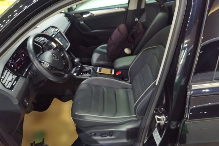 Used Volkswagen Tiguan L New Energy 2021 430 PHEV Plug-in Hybrid Flagship Edition Left Front Seat