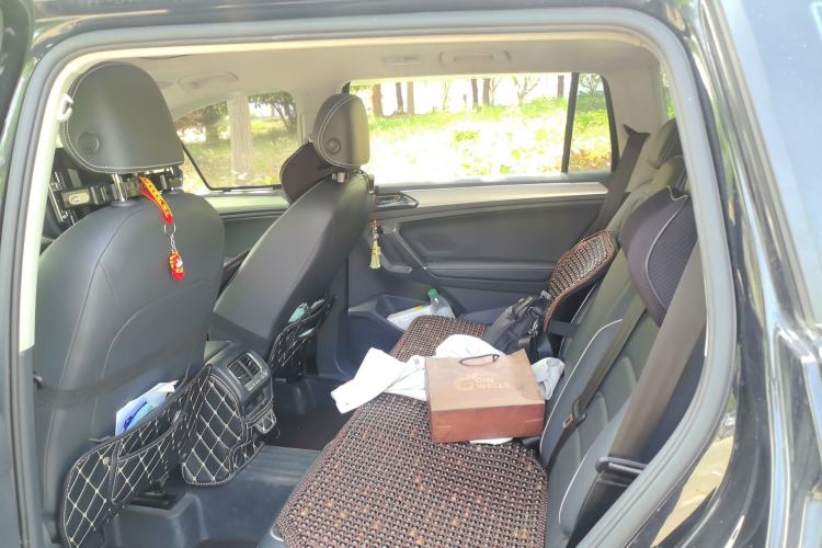 Used Volkswagen Tiguan L New Energy 2021 430 PHEV Plug-in Hybrid Flagship Edition Left Rear Seat