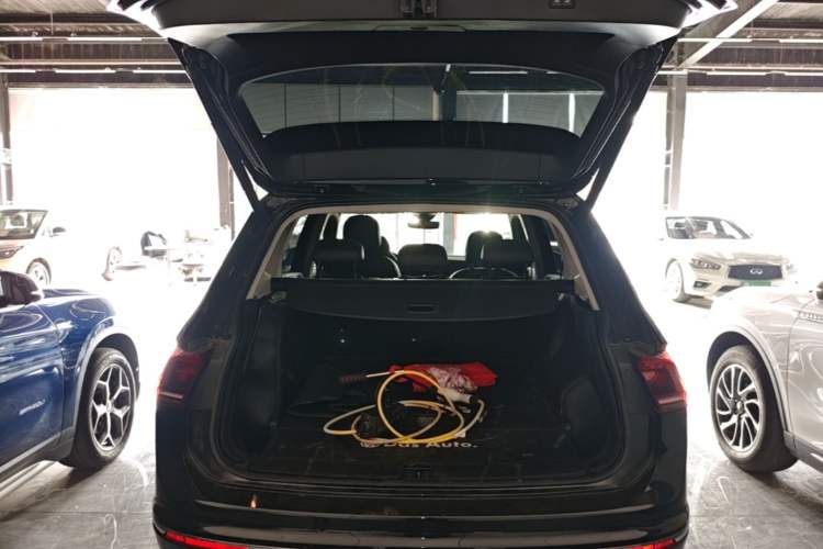 Used Volkswagen Tiguan L New Energy 2021 430 PHEV Plug-in Hybrid Flagship Edition Trunk