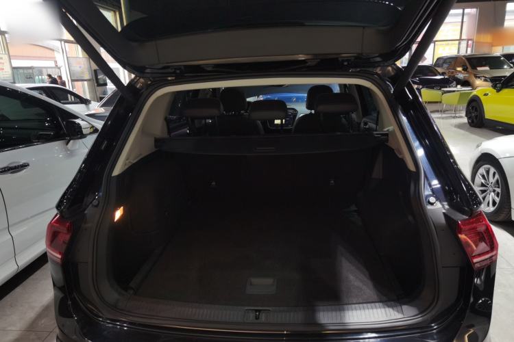 Used Volkswagen Tiguan L New Energy 2021 430 PHEV Plug-in Hybrid Flagship Edition Trunk