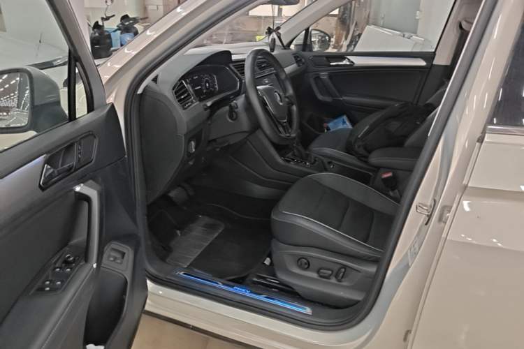 Used Volkswagen Tiguan L New Energy 2021 430 PHEV Plug-in Hybrid Flagship Edition Driver Seat