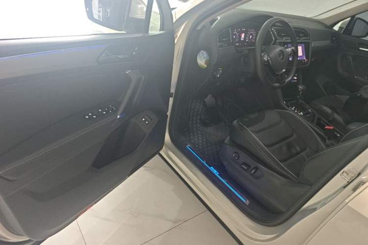 Used Volkswagen Tiguan L New Energy 2021 430 PHEV Plug-in Hybrid Flagship Edition Driver Seat