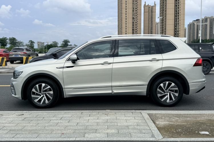 Used Volkswagen Tiguan L New Energy 2021 430 PHEV Plug-in Hybrid Flagship Edition Exterior 1