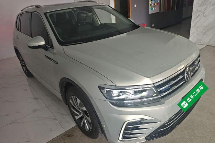 Used Volkswagen Tiguan L New Energy 2021 430 PHEV Plug-in Hybrid Flagship Edition Front Right 45 Deg