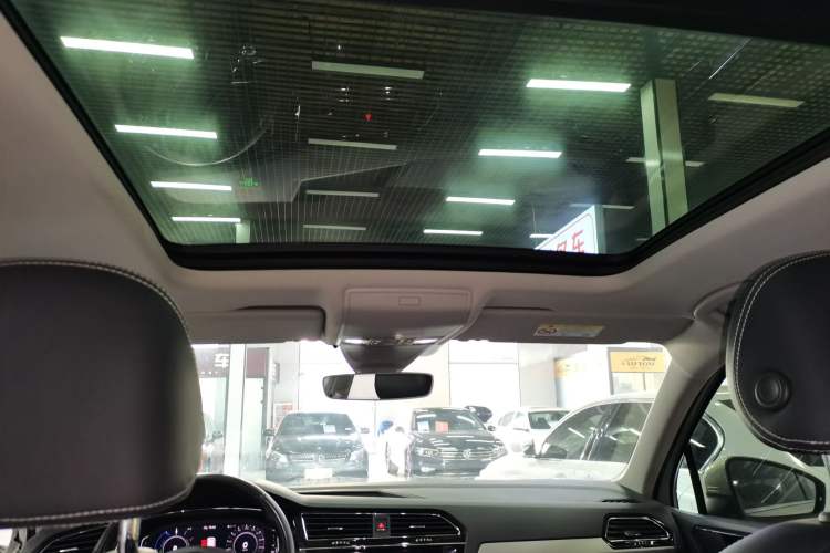 Used Volkswagen Tiguan L New Energy 2021 430 PHEV Plug-in Hybrid Flagship Edition Headliner