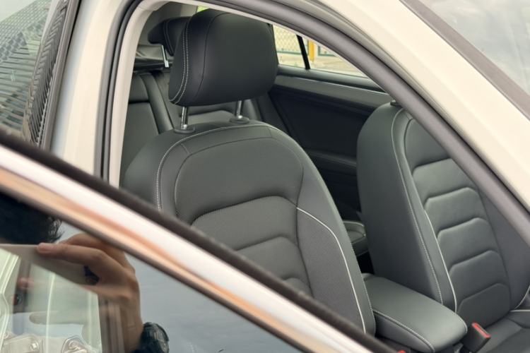Used Volkswagen Tiguan L New Energy 2021 430 PHEV Plug-in Hybrid Flagship Edition Interior 5