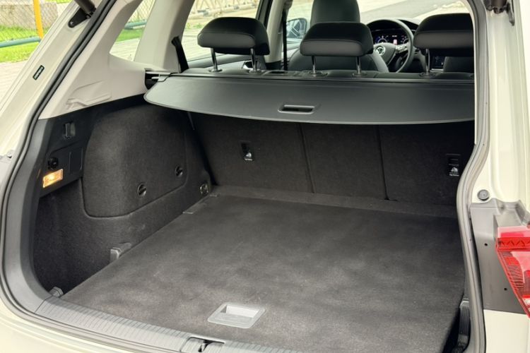 Used Volkswagen Tiguan L New Energy 2021 430 PHEV Plug-in Hybrid Flagship Edition Interior 6