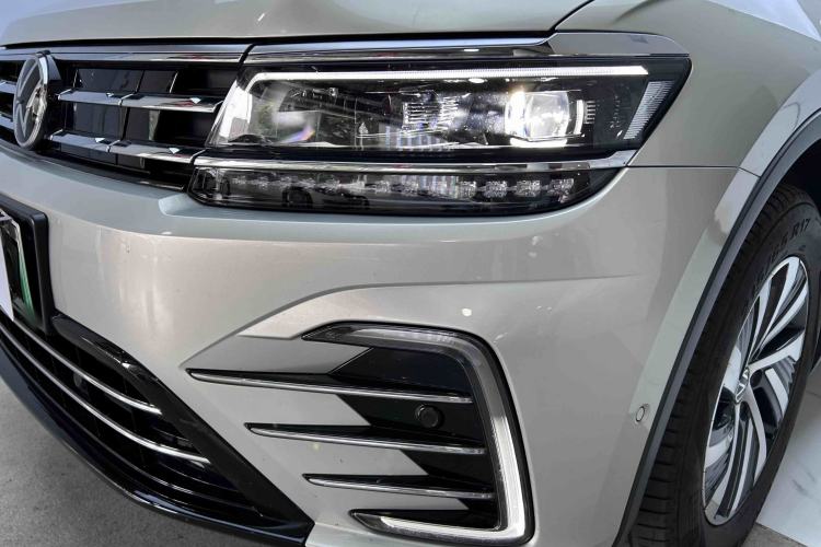 Used Volkswagen Tiguan L New Energy 2021 430 PHEV Plug-in Hybrid Flagship Edition Left Front Headlight
