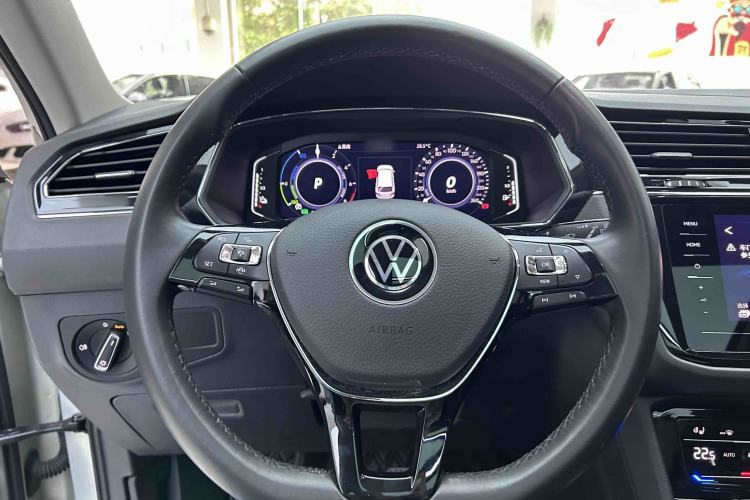 Used Volkswagen Tiguan L New Energy 2021 430 PHEV Plug-in Hybrid Flagship Edition Steering Wheel