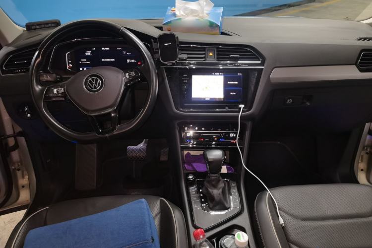 Used Volkswagen Tiguan L New Energy 2021 430 PHEV Plug-in Hybrid Prestige Edition Center Console