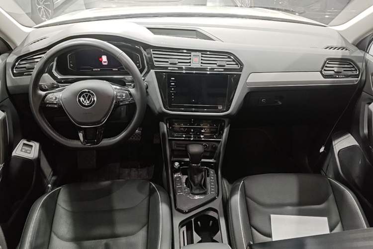 Used Volkswagen Tiguan L New Energy 2021 430 PHEV Plug-in Hybrid Flagship Edition Center Console