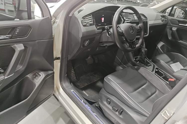 Used Volkswagen Tiguan L New Energy 2021 430 PHEV Plug-in Hybrid Flagship Edition Driver Seat