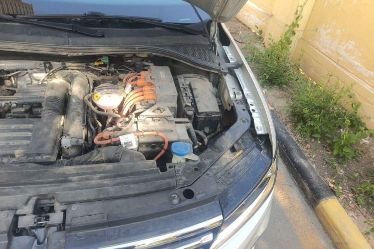 Used Volkswagen Tiguan L New Energy 2021 430 PHEV Plug-in Hybrid Prestige Edition Engine Bay Left