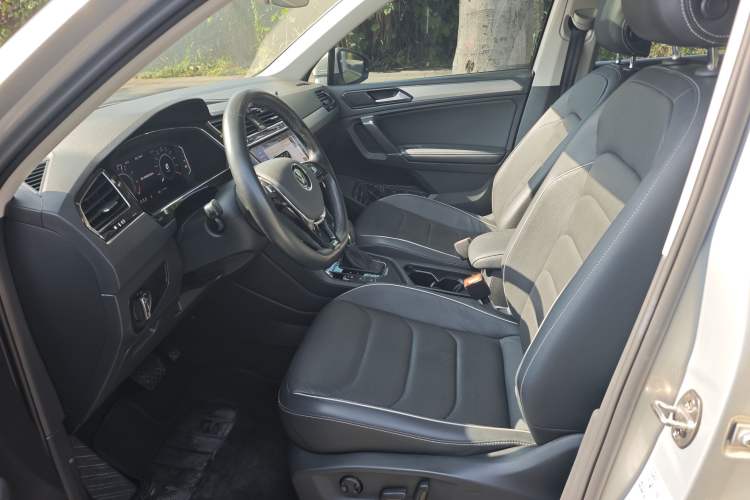 Used Volkswagen Tiguan L New Energy 2021 430 PHEV Plug-in Hybrid Flagship Edition Interior 2