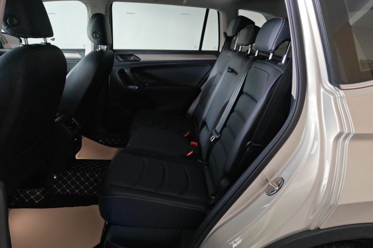 Used Volkswagen Tiguan L New Energy 2021 430 PHEV Plug-in Hybrid Prestige Edition Interior 4