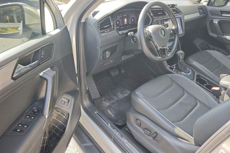 Used Volkswagen Tiguan L New Energy 2021 430 PHEV Plug-in Hybrid Flagship Edition Left Front Seat