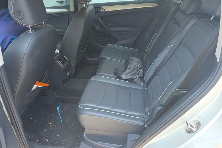Used Volkswagen Tiguan L New Energy 2021 430 PHEV Plug-in Hybrid Prestige Edition Left Rear Seat