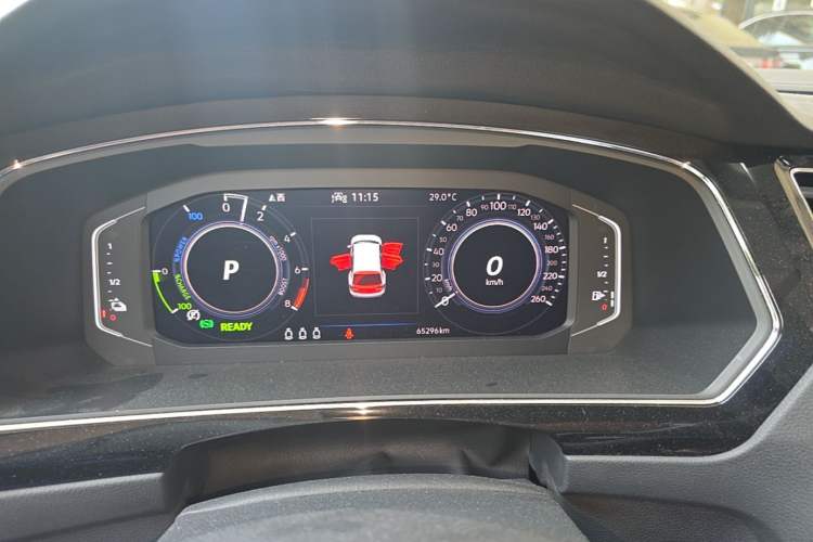 Used Volkswagen Tiguan L New Energy 2021 430 PHEV Plug-in Hybrid Prestige Edition Odometer Close Up