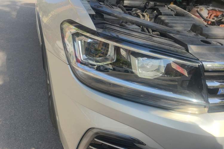 Used Volkswagen Tiguan L New Energy 2021 430 PHEV Plug-in Hybrid Prestige Edition Right Front Headlight
