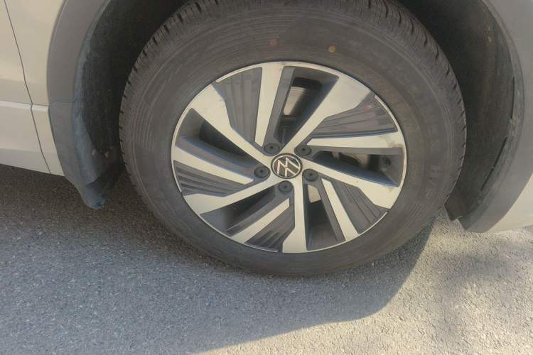 Used Volkswagen Tiguan L New Energy 2021 430 PHEV Plug-in Hybrid Prestige Edition Right Front Wheel Hub