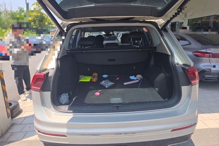 Used Volkswagen Tiguan L New Energy 2021 430 PHEV Plug-in Hybrid Prestige Edition Trunk