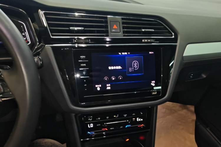 Used Volkswagen Tiguan L New Energy 2021 430 PHEV Plug-in Hybrid Prestige Edition Audio And AC Panel