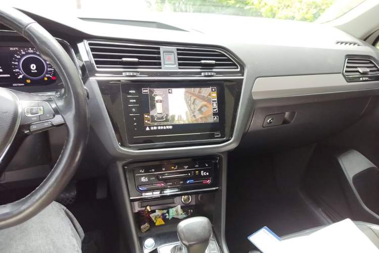 Used Volkswagen Tiguan L New Energy 2021 430 PHEV Plug-in Hybrid Flagship Edition Audio And AC Panel