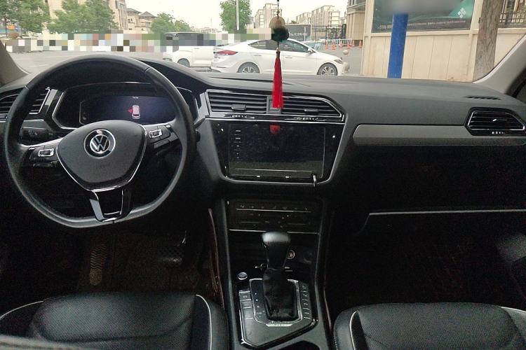 Used Volkswagen Tiguan L New Energy 2021 430 PHEV Plug-in Hybrid Flagship Edition Center Console