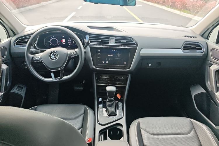 Used Volkswagen Tiguan L New Energy 2021 430 PHEV Plug-in Hybrid Flagship Edition Center Console