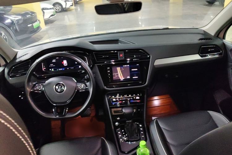 Used Volkswagen Tiguan L New Energy 2021 430 PHEV Plug-in Hybrid Prestige Edition Center Console
