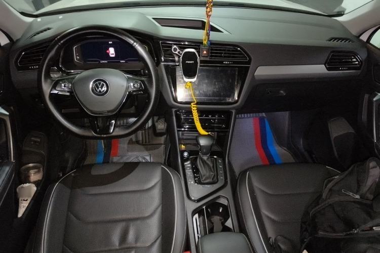 Used Volkswagen Tiguan L New Energy 2021 430 PHEV Plug-in Hybrid Flagship Edition Center Console