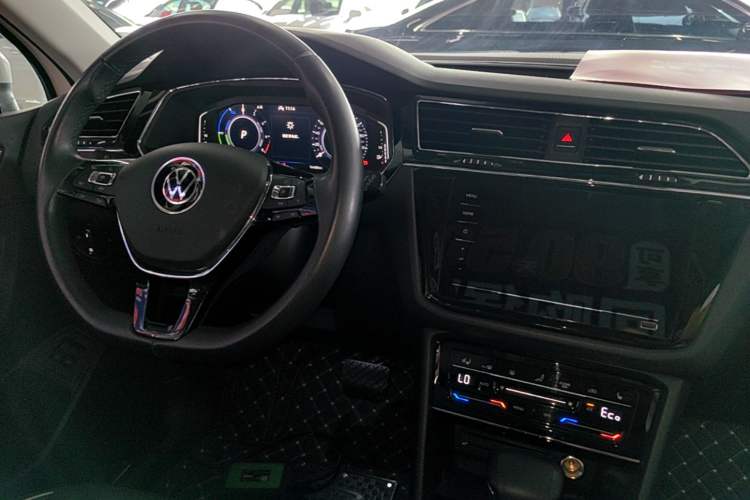 Used Volkswagen Tiguan L New Energy 2021 430 PHEV Plug-in Hybrid Flagship Edition Center Console
