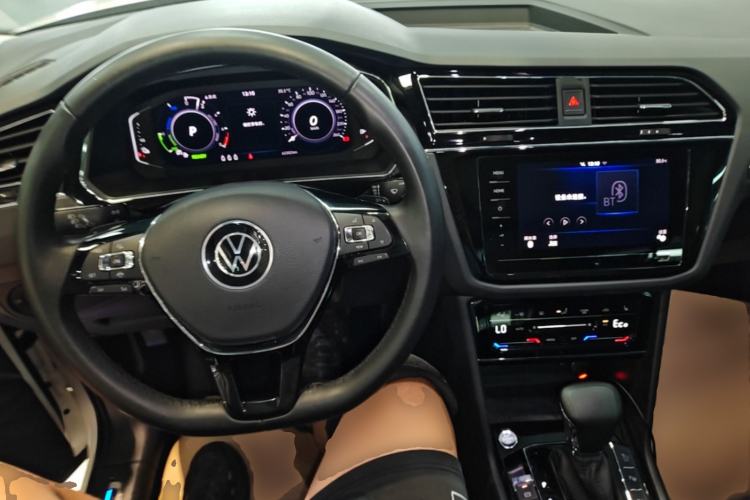 Used Volkswagen Tiguan L New Energy 2021 430 PHEV Plug-in Hybrid Prestige Edition Center Console