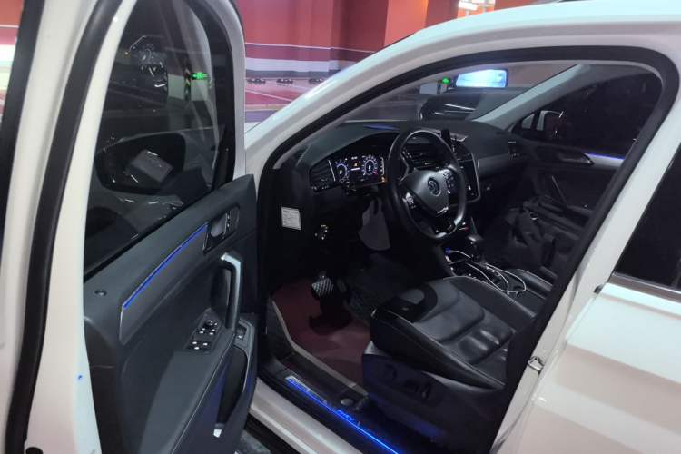 Used Volkswagen Tiguan L New Energy 2021 430 PHEV Plug-in Hybrid Flagship Edition Driver Seat