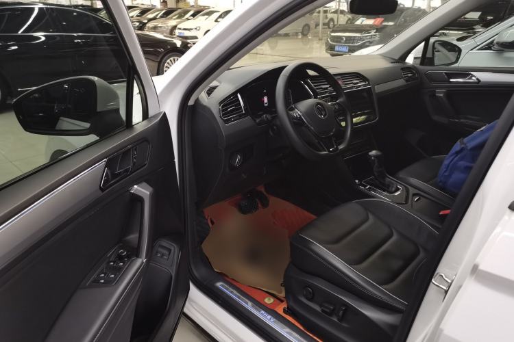 Used Volkswagen Tiguan L New Energy 2021 430 PHEV Plug-in Hybrid Flagship Edition Driver Seat