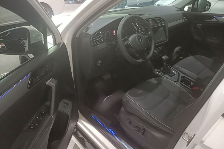 Used Volkswagen Tiguan L New Energy 2021 430 PHEV Plug-in Hybrid Flagship Edition Driver Seat