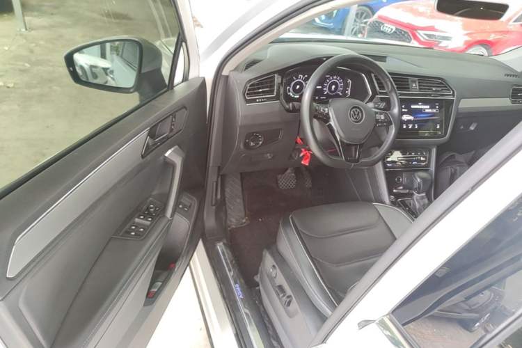 Used Volkswagen Tiguan L New Energy 2021 430 PHEV Plug-in Hybrid Flagship Edition Driver Seat