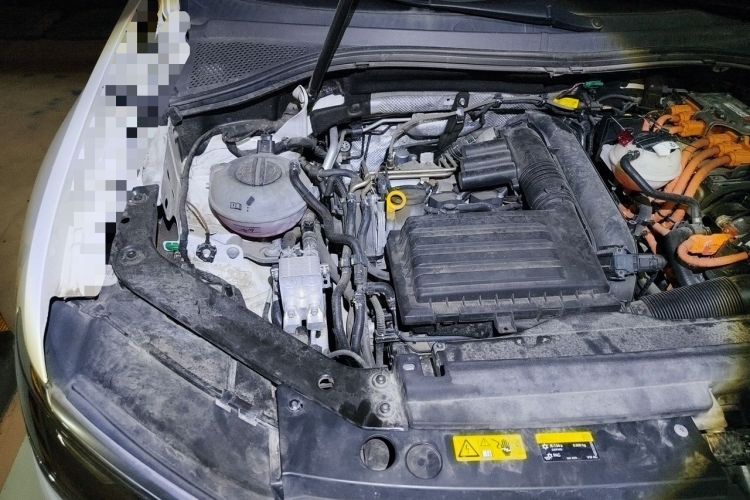 Used Volkswagen Tiguan L New Energy 2021 430 PHEV Plug-in Hybrid Flagship Edition Engine Bay Right