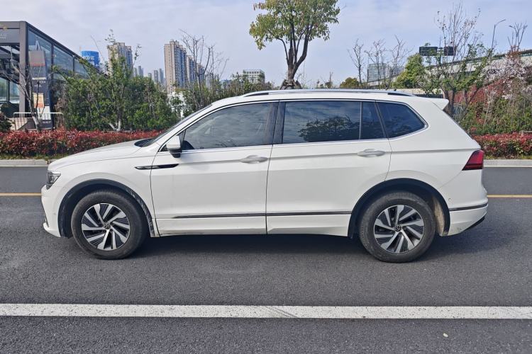 Used Volkswagen Tiguan L New Energy 2021 430 PHEV Plug-in Hybrid Flagship Edition Exterior 2